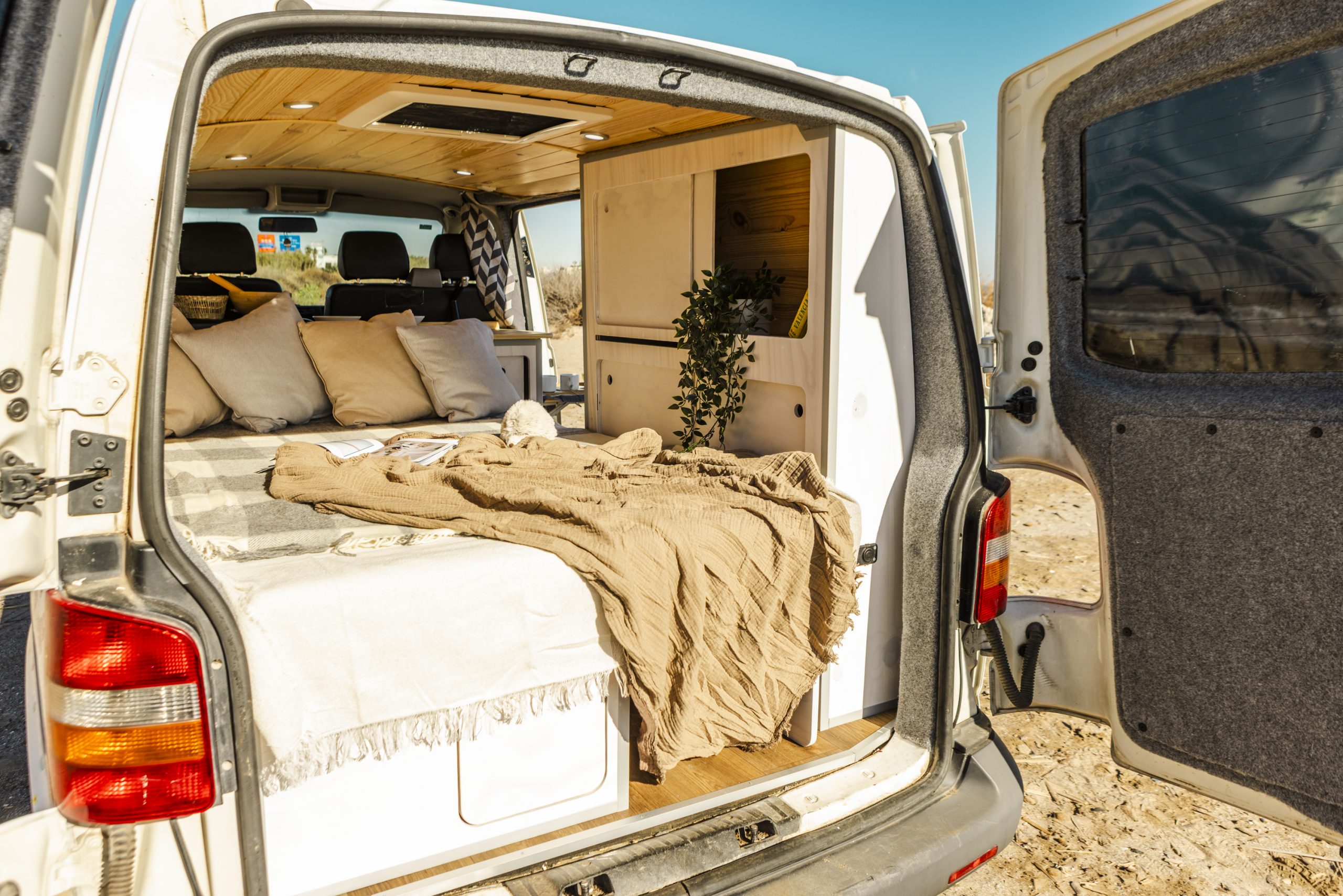 Volkswagen Transporter 11